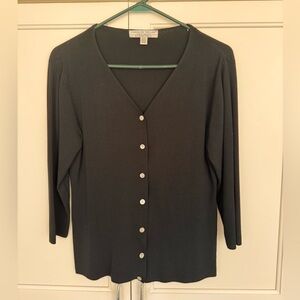 Carolyn Taylor Black Button-Front V-Neck Knit Top
